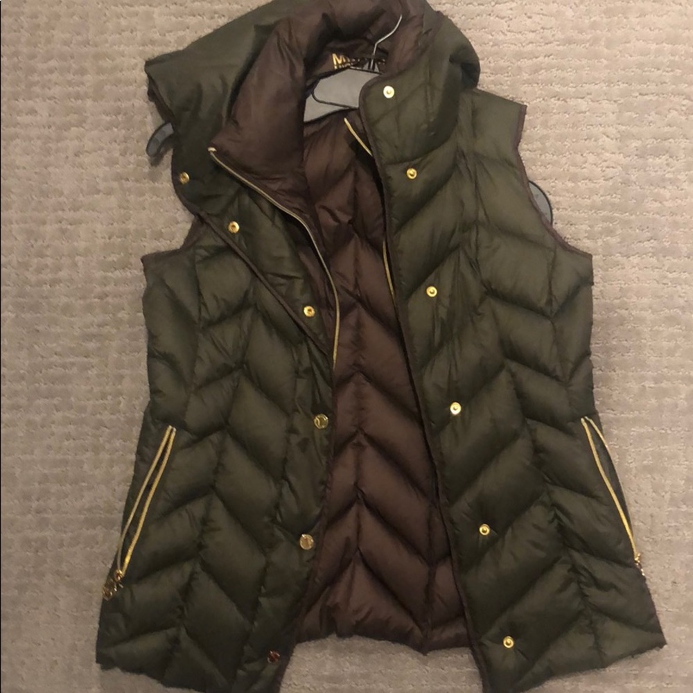 Michael Kors hooded puffer vest